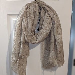 ⭐BOGO SALE⭐ Floral Scarf